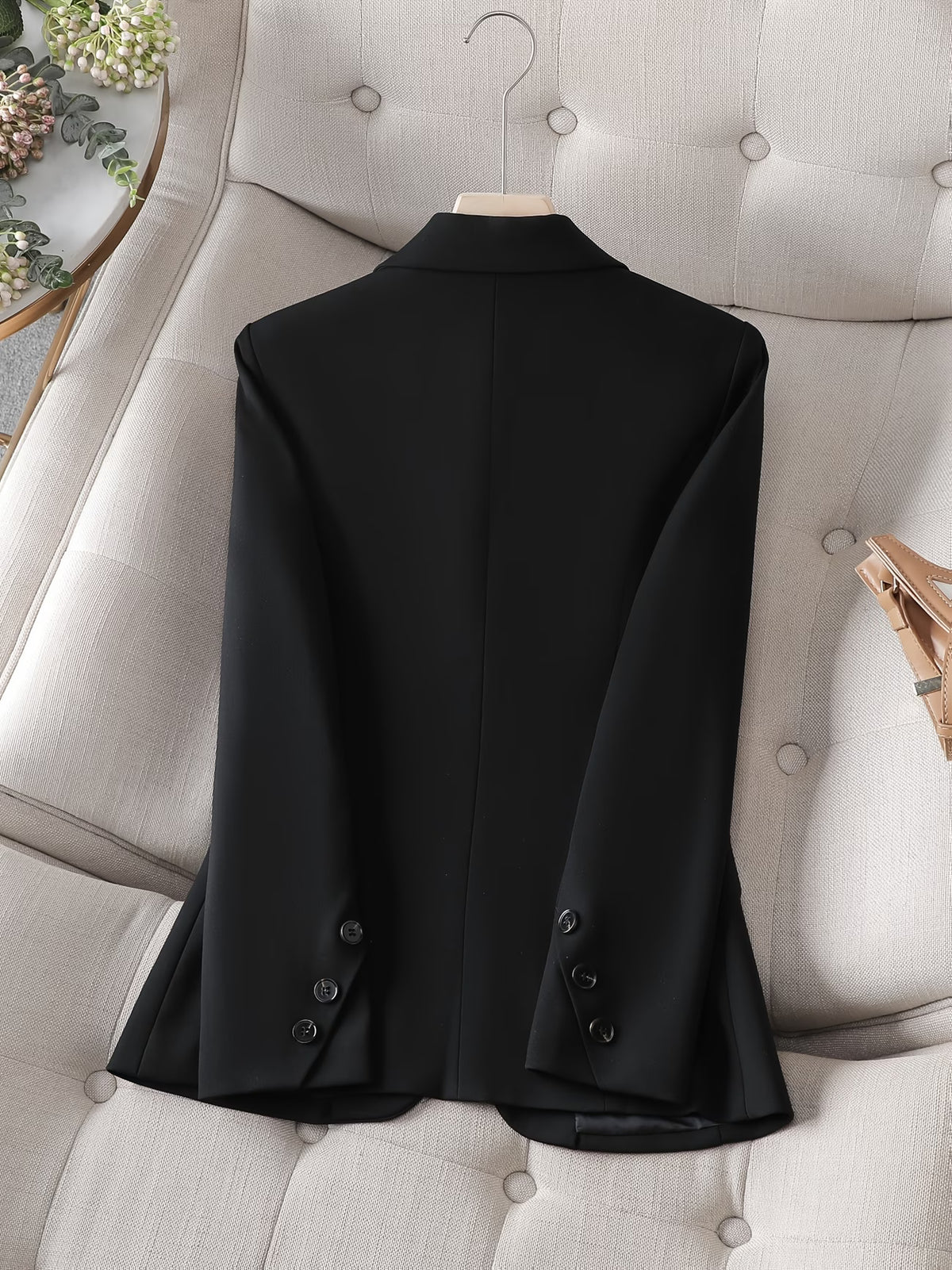 Women's Cropped Tailored Blazer with Elegant Drape