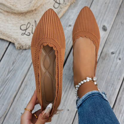 Women's Breathable Slip-On Flat with Wavy Edge
