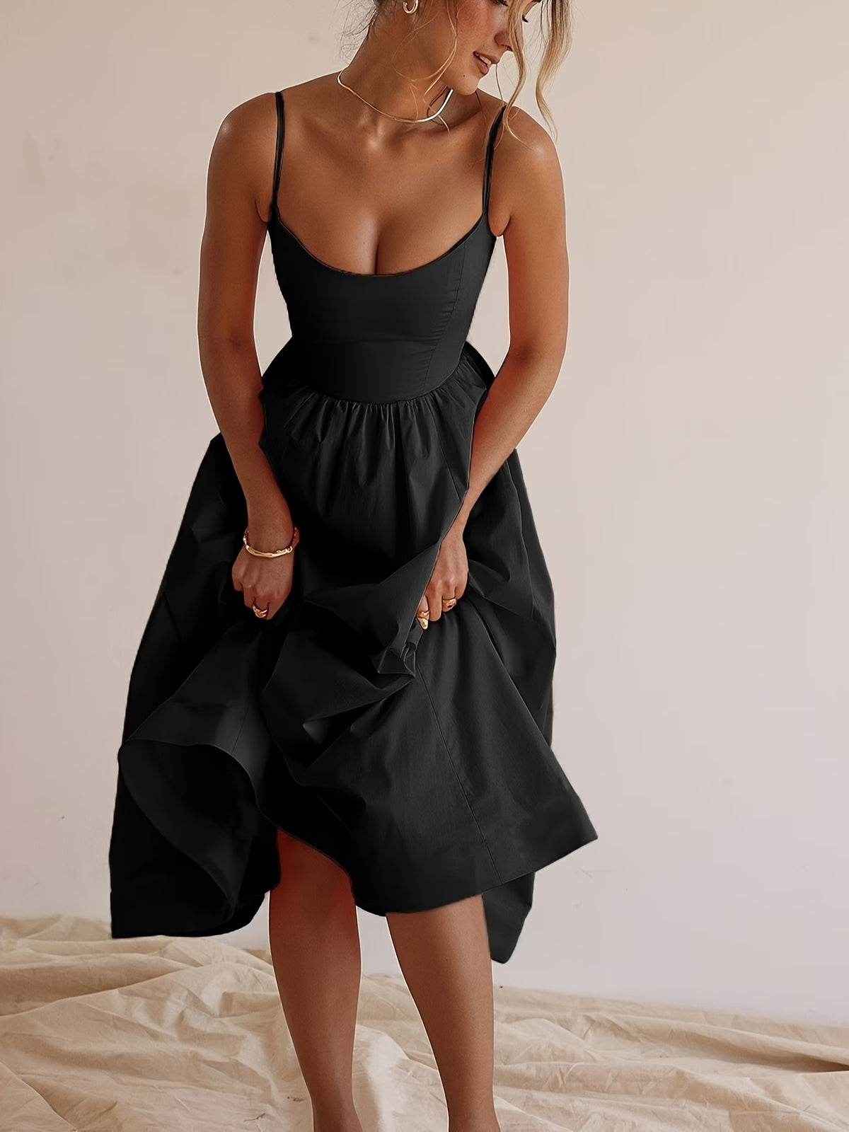 Women's Sleeveless Summer Midi Dress with Pleated Pockets