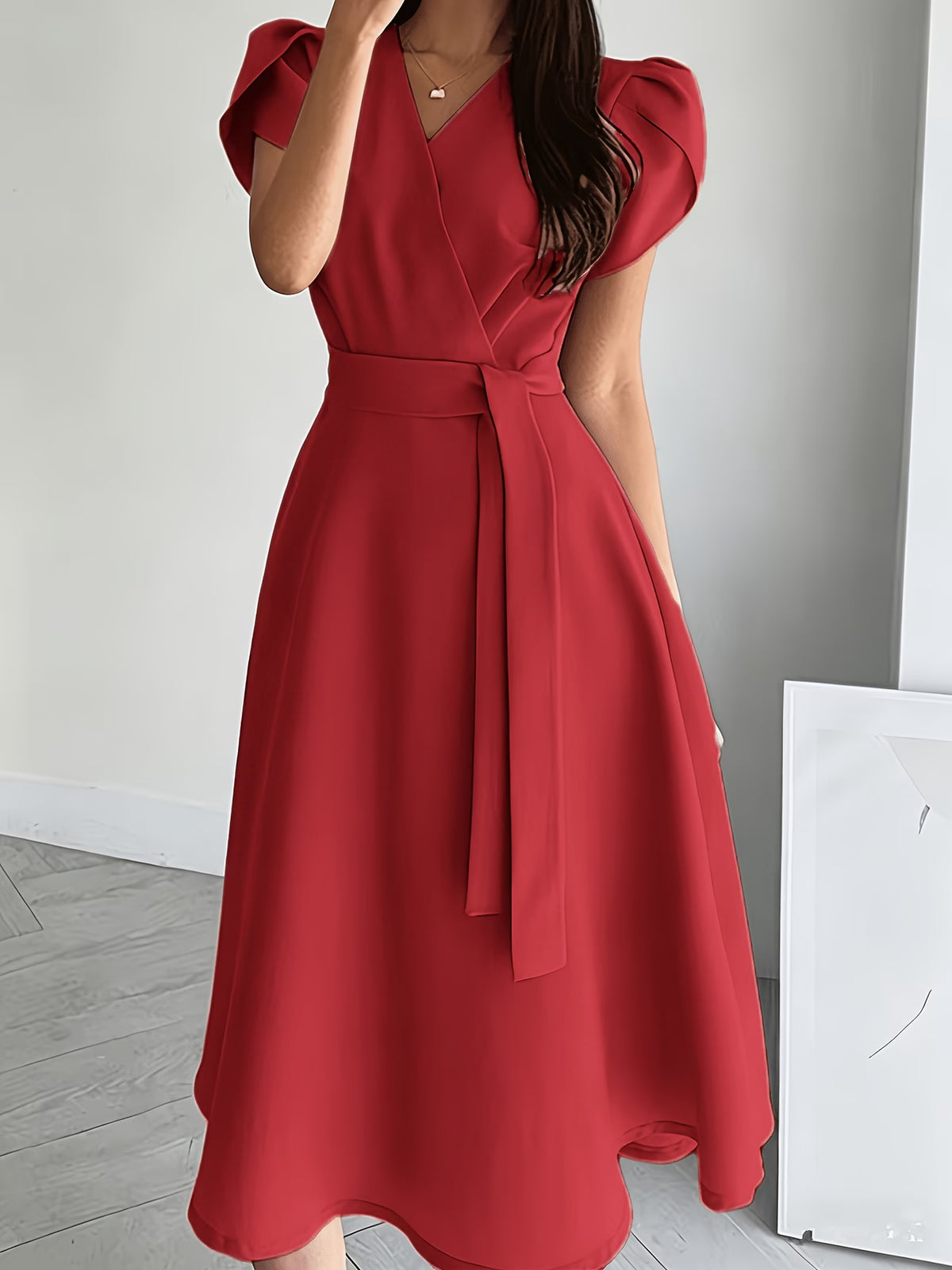 Women's Elegant Midi Dress with Balloon Sleeves and Belt