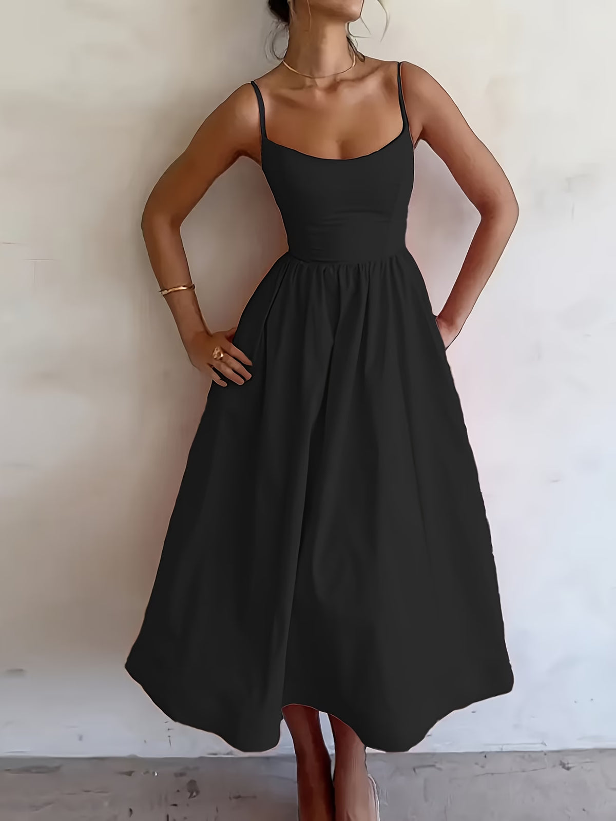 Women's Sleeveless Summer Midi Dress with Pleated Pockets