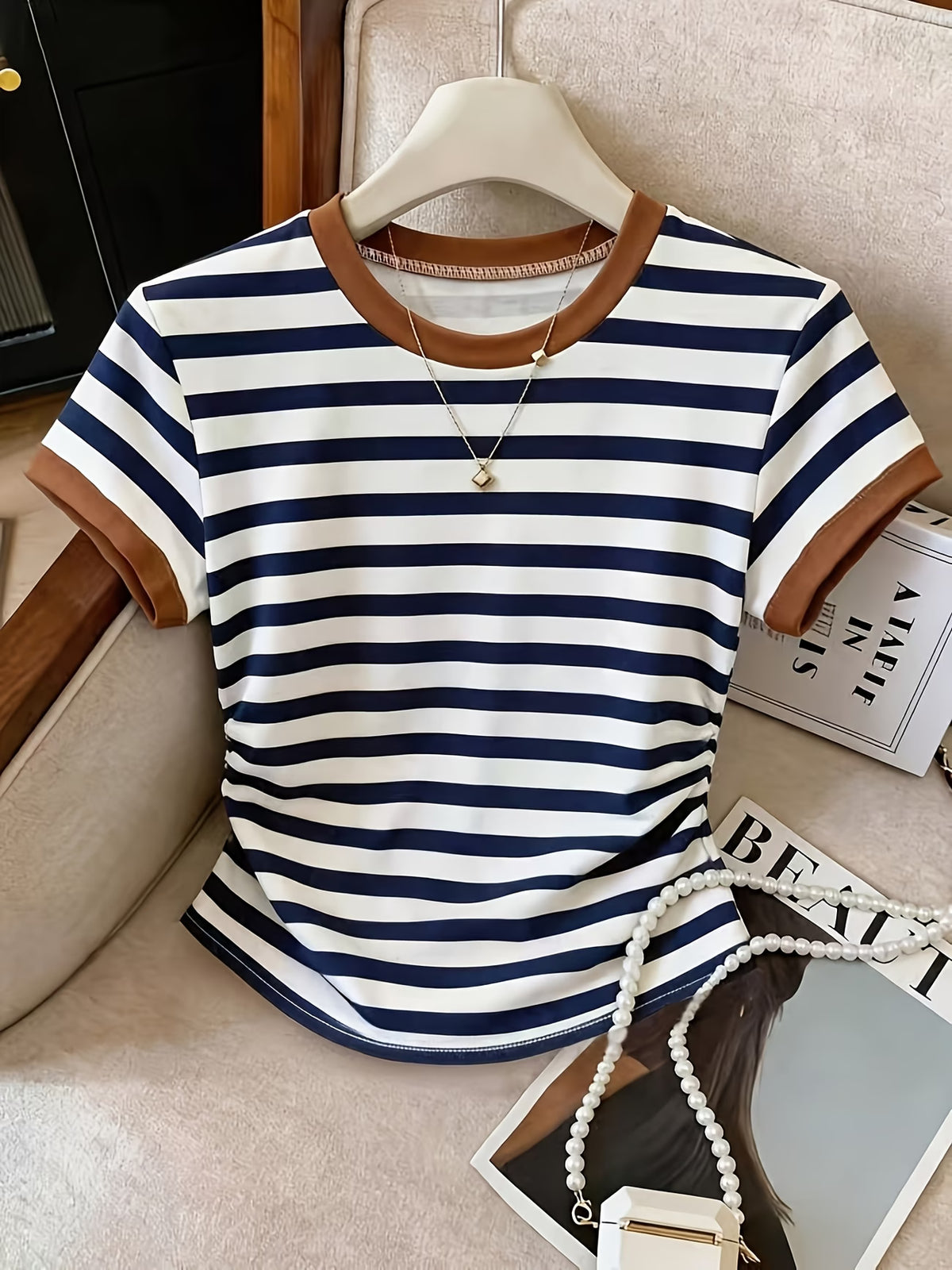 Women's Slim T-Shirt with Contrast Stripes