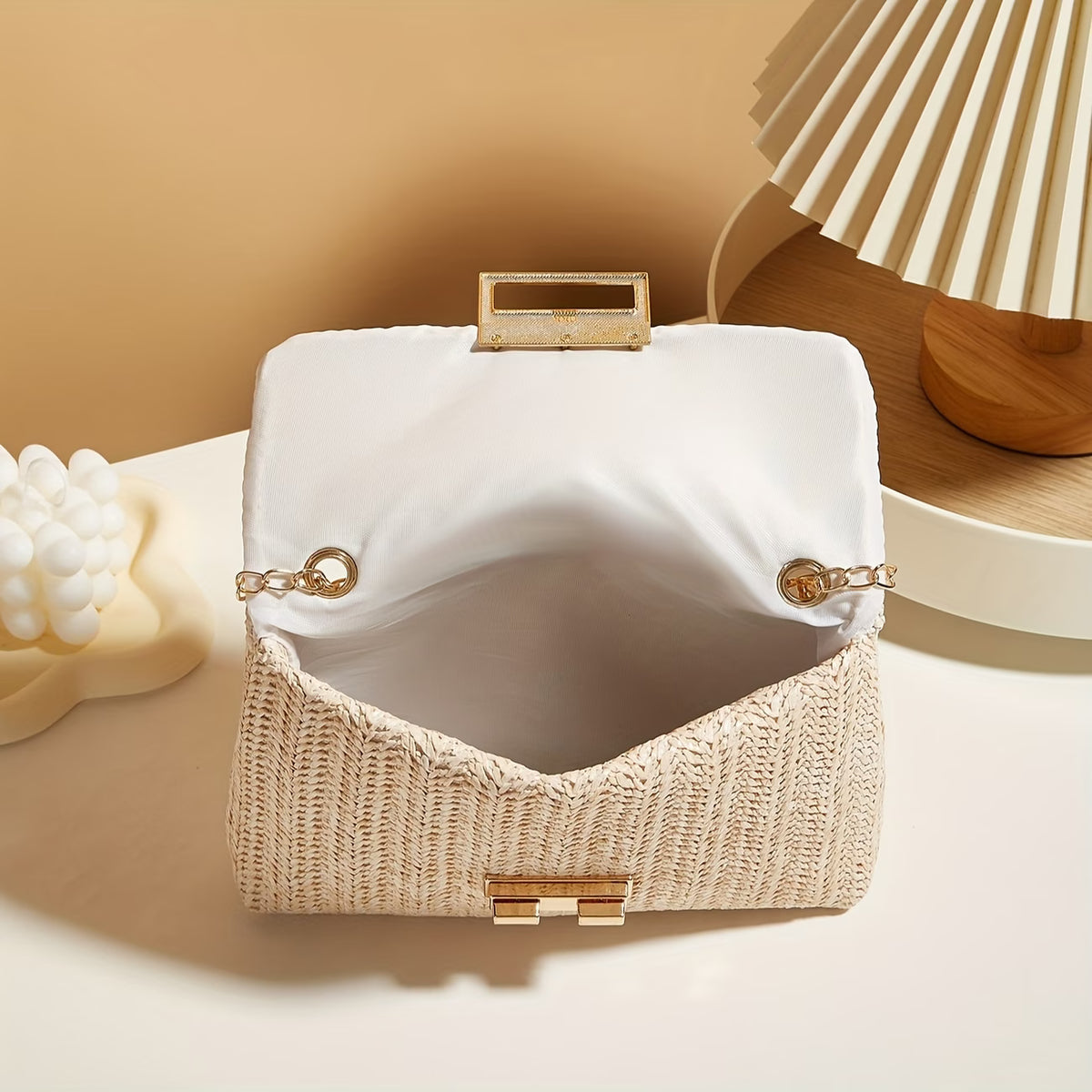 Women's Woven Straw Shoulder Bag with Chain Strap